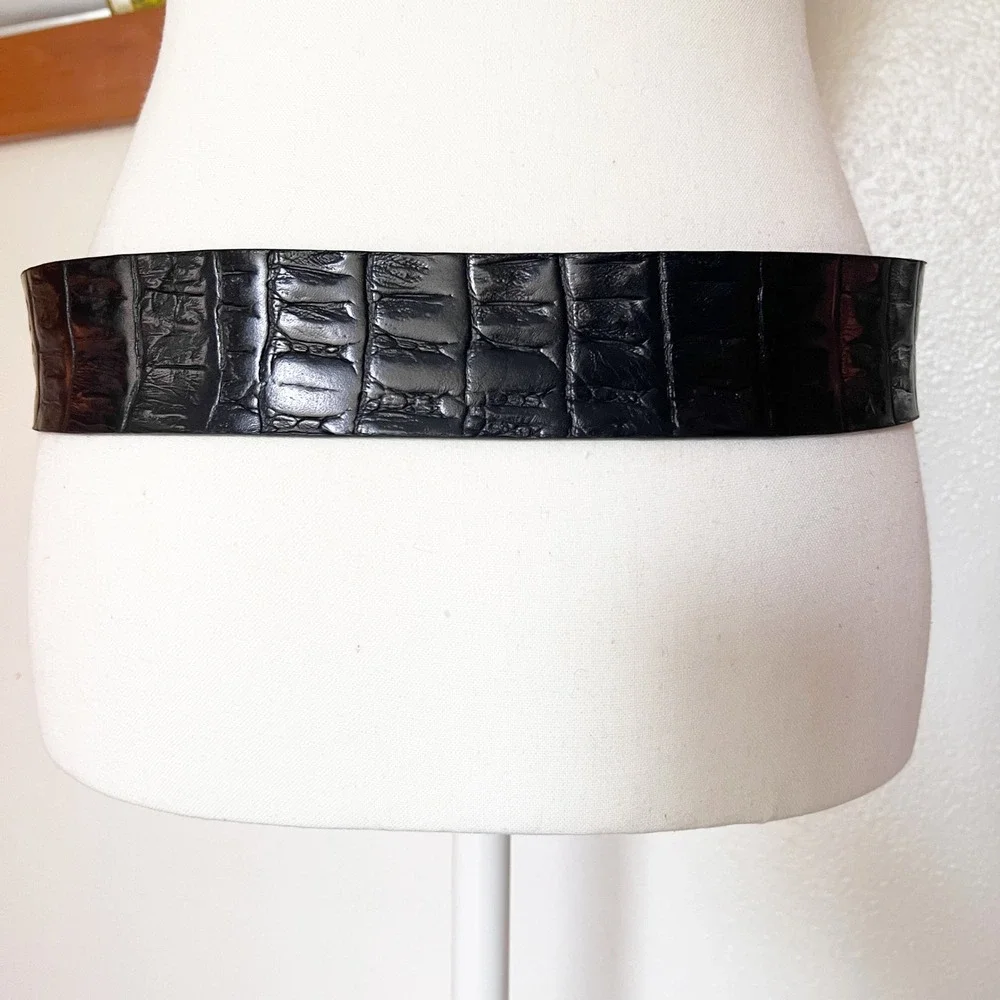 Zara Black Leather Wide Belt Silver Buckle Faux Crocodile Embossed‎ Size Small
